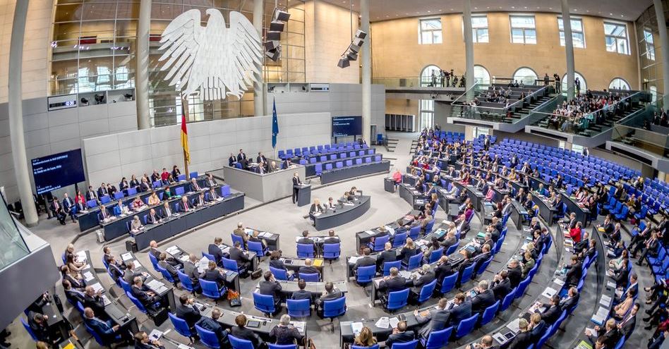 Projektligji, Bundestagu gjerman voton kunder vaksinimit te detyrueshem